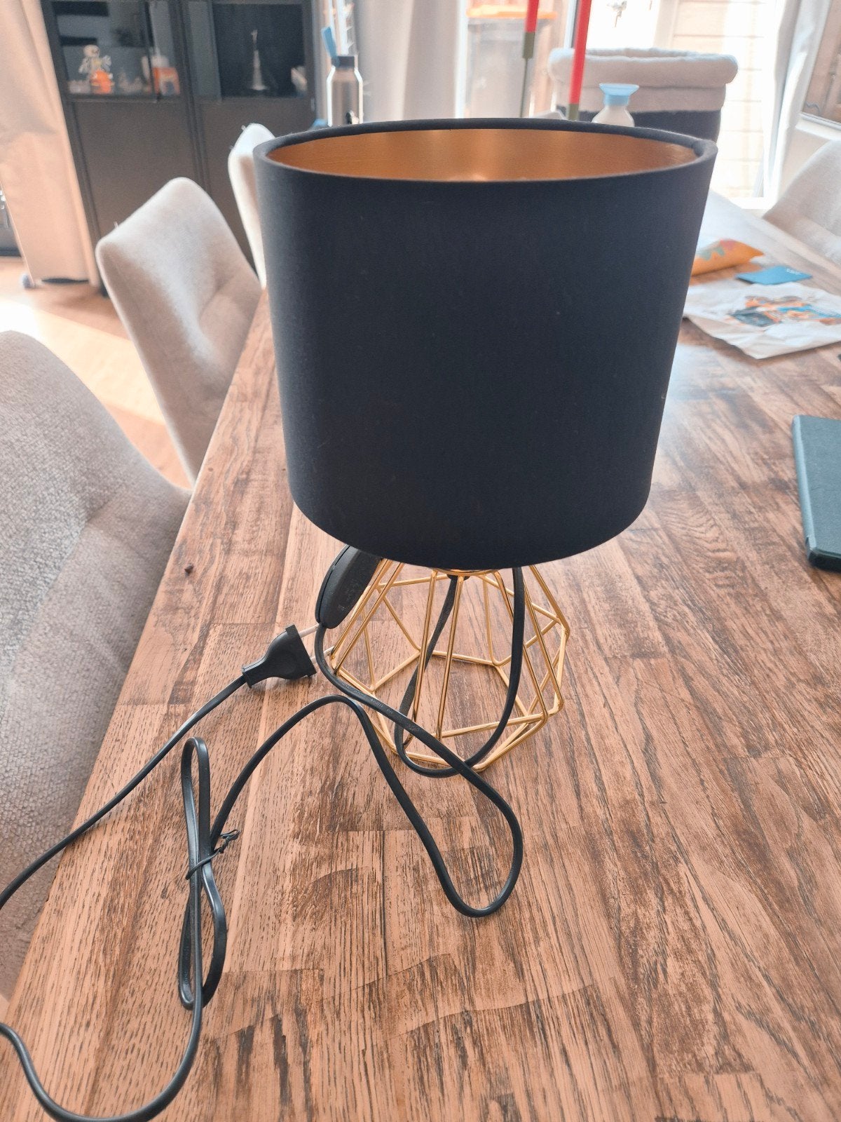 tafellamp zwart wit goud, Ophalen, Modern, Decoratief, Zo goed als nieuw, Stof