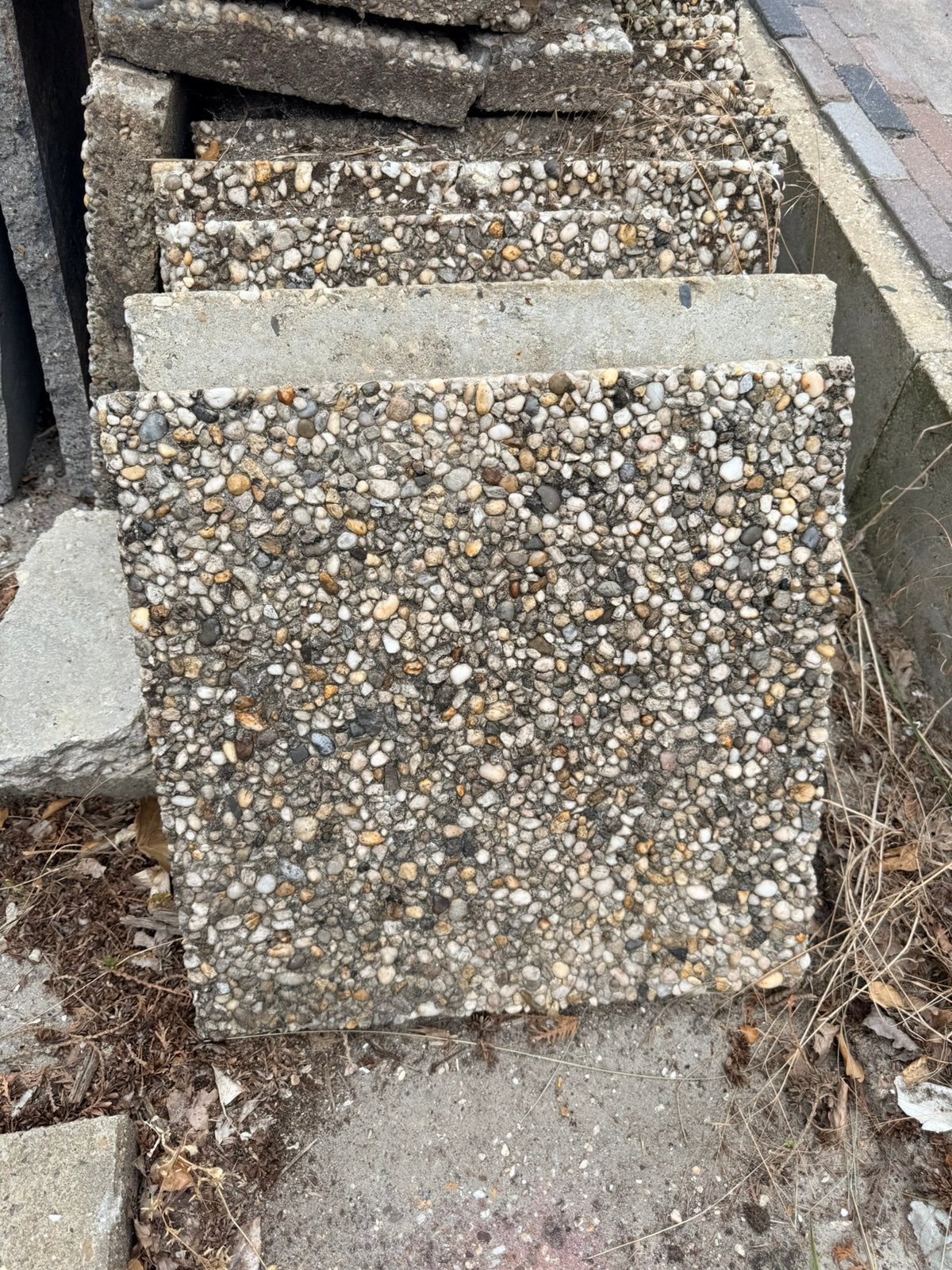 gratis 50x50x5 grindtegels, Ophalen of Verzenden, Zo goed als nieuw