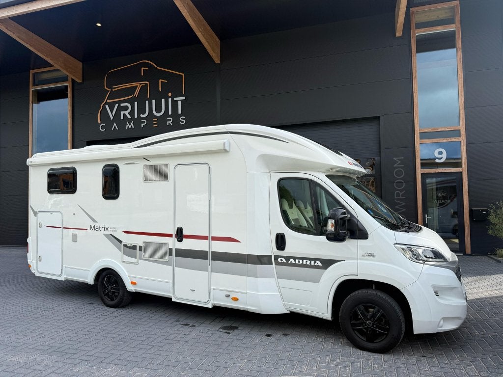 Adria Matrix M670 SL Fiat 34000 km 5 Personen !!! Lengtebed, Ringverwarming, Fiat, Bedrijf, ABS