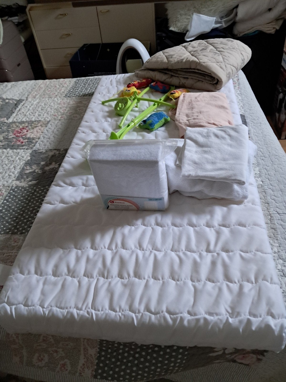 matrasje voor ledikant en bijbehoren, Ophalen, Zo goed als nieuw, Minder dan 140 cm, Minder dan 70 cm