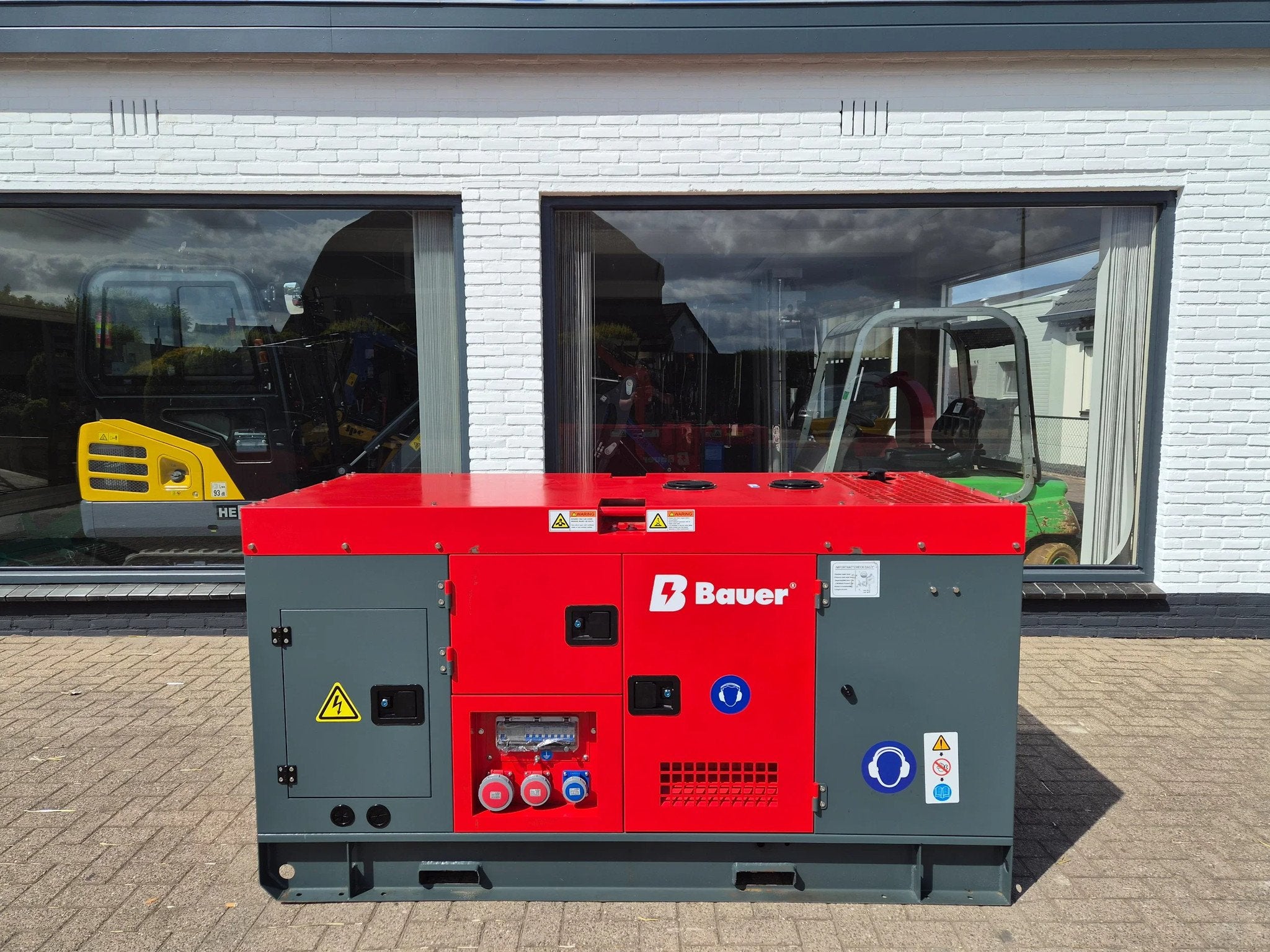 Bauer Generator 30 kva noodstroom aggregaat (bj 2026)