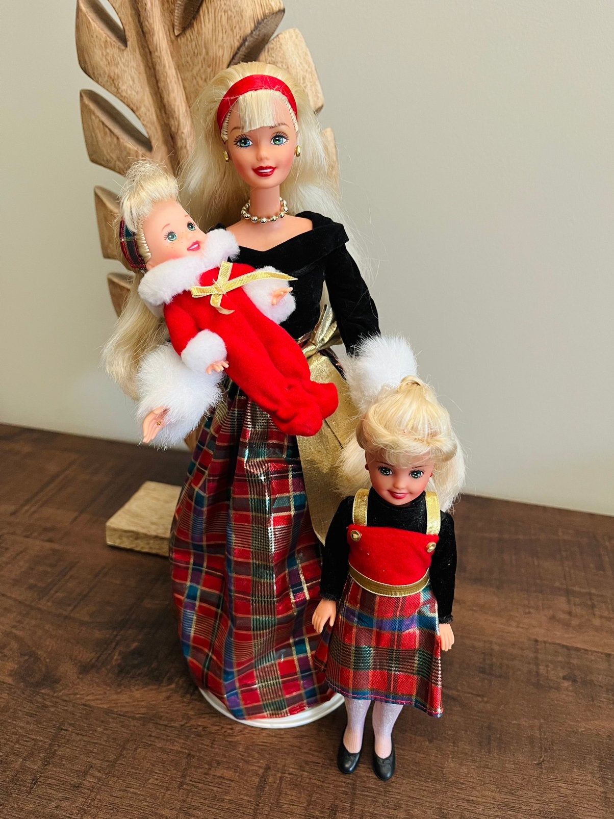 Holiday Sisters Barbie Kelly & Stacie Christmas Doll Set, Ophalen of Verzenden, Gebruikt, Barbie