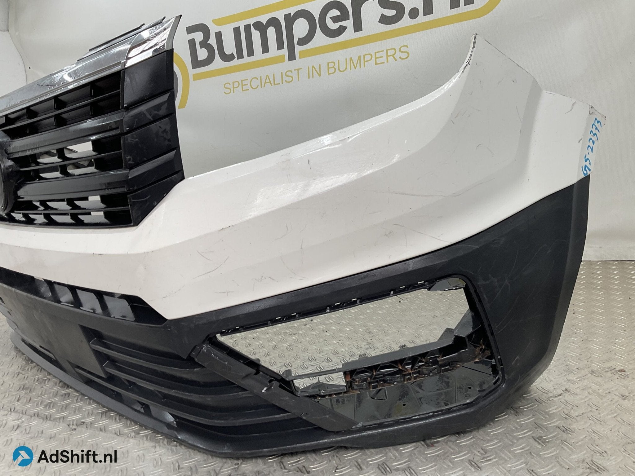 Bumper Volkswagen Crafter 7C0 18-26 7C0807221 Voorbumper G5-, Bumper