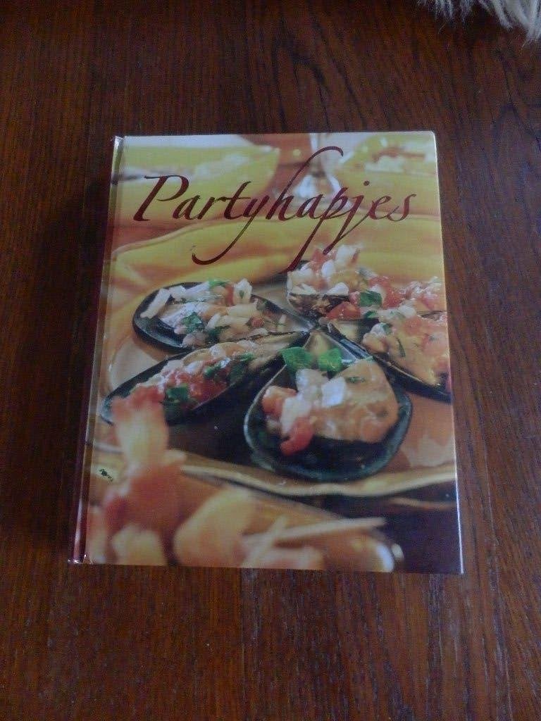 Partyhapjes Auteur:Marthe Philipse., Boeken, Kookboeken, Ophalen of Verzenden, Zo goed als nieuw, Marthe Philipse., Taart, Gebak en Desserts