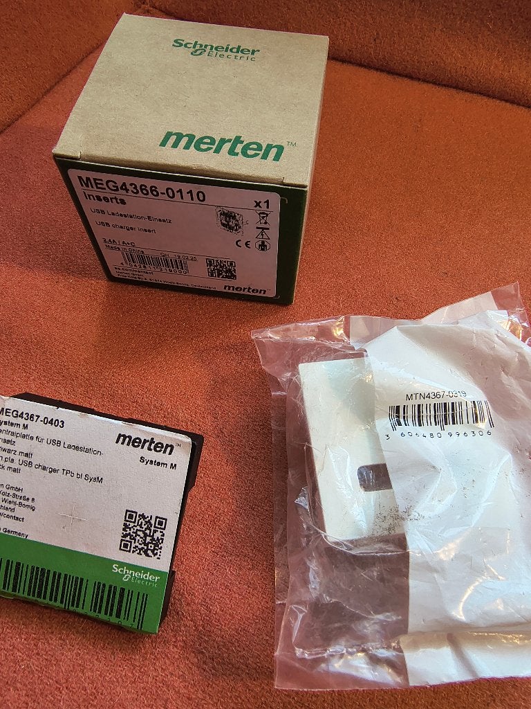 Schneider Electric Merten USB + USB C stopcontact inbouw2.4A, Ophalen of Verzenden, Nieuw, Schneider Electric, Overige typen