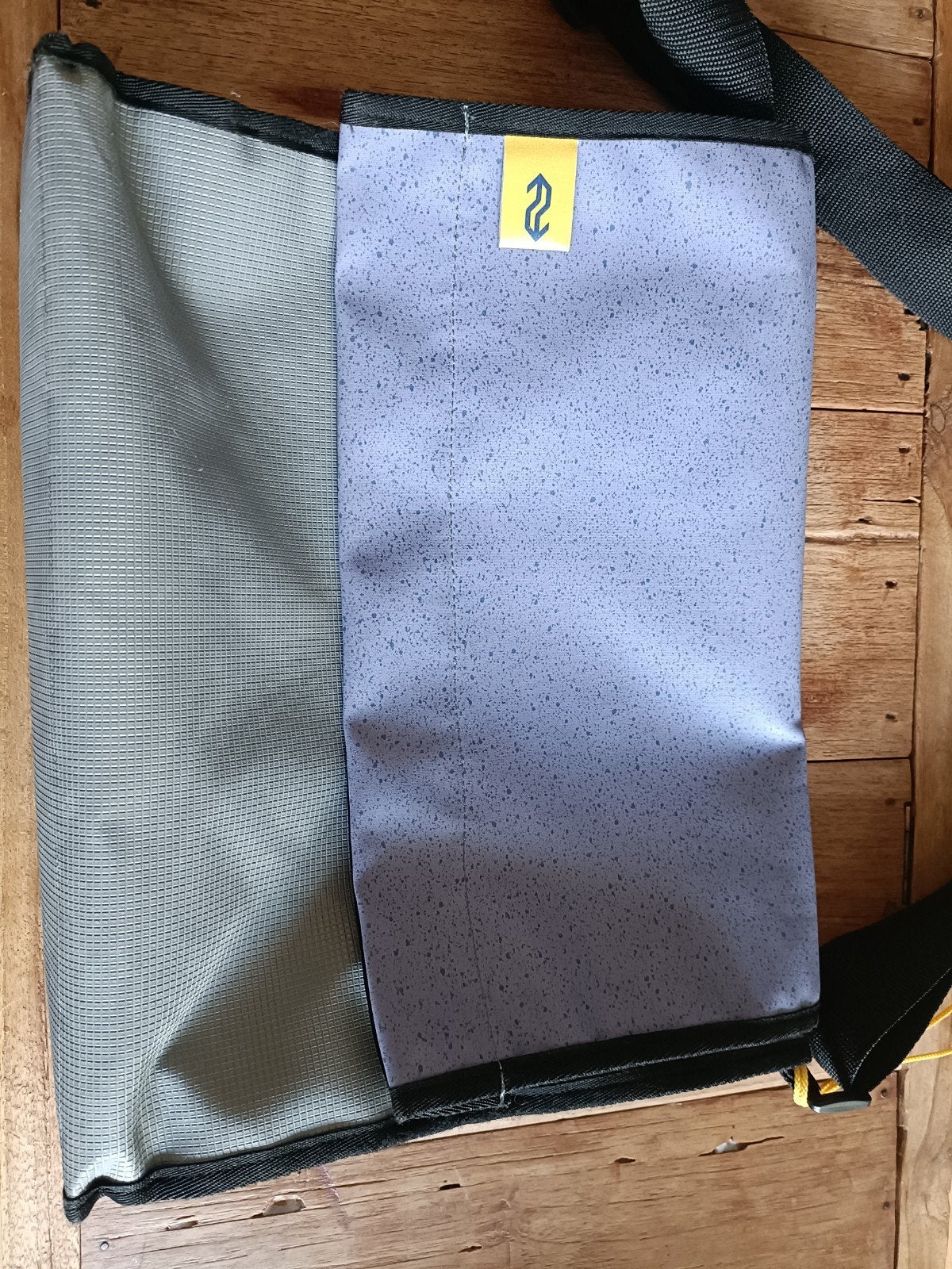 NS Fraenck laptoptas - gerecycled materiaal, 15 inch, Grijs, Ophalen of Verzenden, Zo goed als nieuw