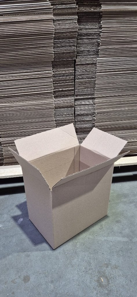 Nieuwe partij kartonnen dozen 275x185x267, Diversen, Ophalen of Verzenden, Nieuw