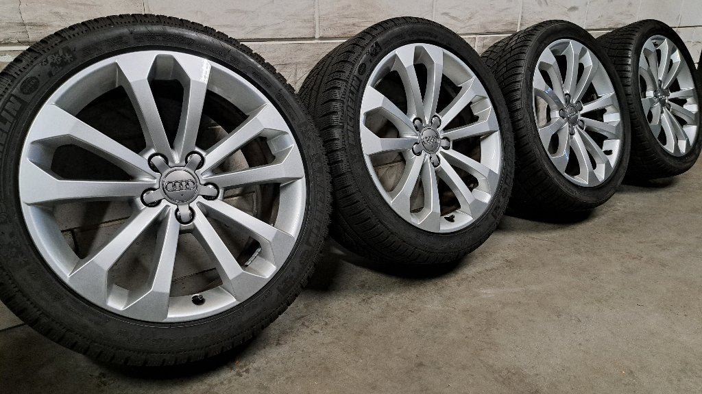 Velgen Audi A4 A5 Sportback A6 Q3 Arteon Formentor 245/40/18, 18 inch, Banden en Velgen, Personenwagen, Gebruikt