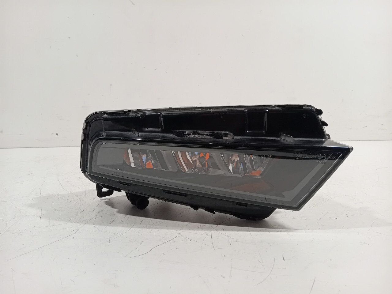 Mistlamp rechts Seat Ateca, Onderdelen@venauto.nl, Van der Ven Autorecycling B.V., Gebruikt, Ettenseweg 76, 4706 PB Roosendaal, The Netherlands