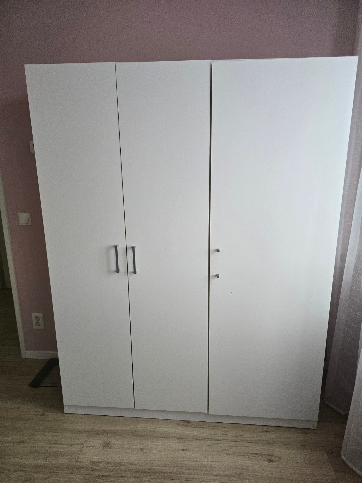 Witte IKEA kledingkast (3-deurs) – Goede staat, Ophalen, Gebruikt, 100 tot 150 cm, 150 tot 200 cm