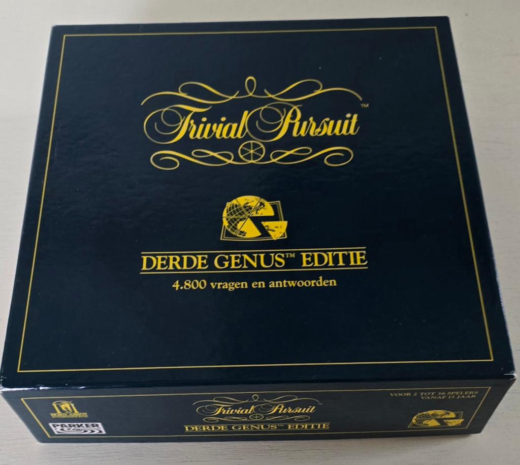 Trivial Pursuit Derde Genus Editie - Compleet Gezelschapsspe, Vijf spelers of meer, Ophalen of Verzenden, Gebruikt, Parker