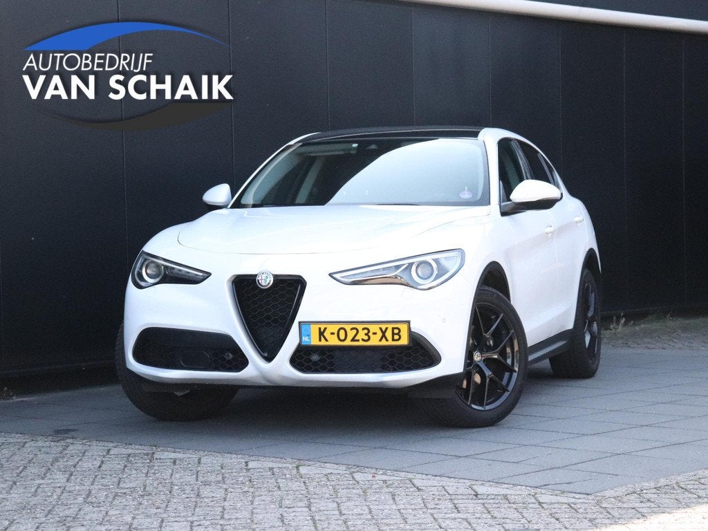 Alfa Romeo Stelvio 2.0 T AWD Super | LEDER | MEMORY | CAMERA, Auto's, Alfa Romeo, Automaat, Stof, Euro 6, 4 cilinders