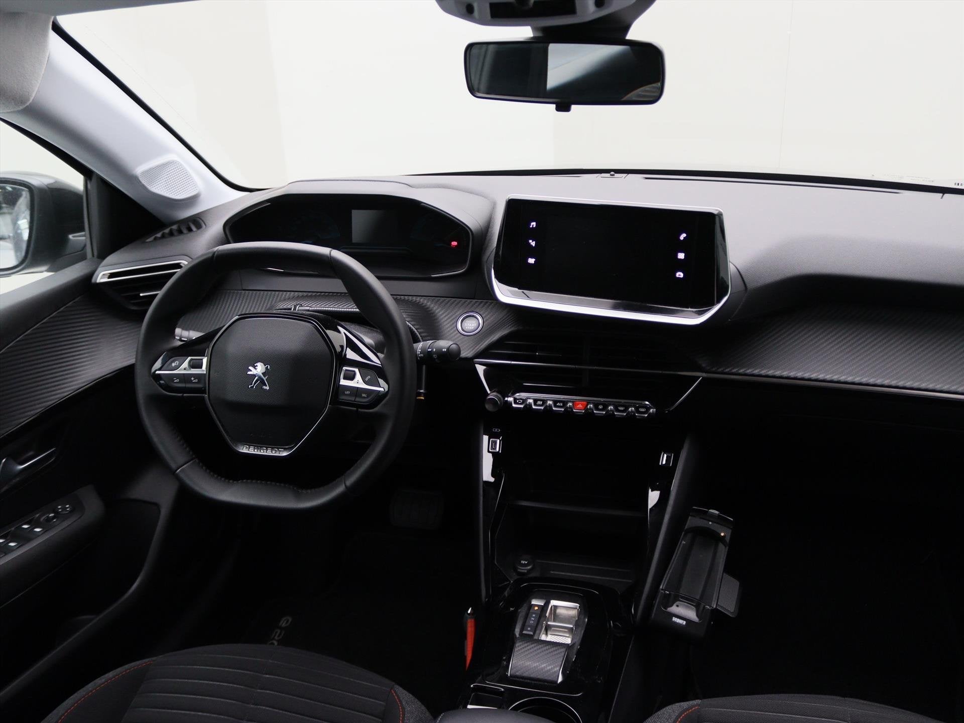 Peugeot e-208 EV Active Pack 50 kWh 136 pk 100% SoH [ NAVIGA, Auto's, Automaat, Gebruikt, Zwart, Origineel Nederlands