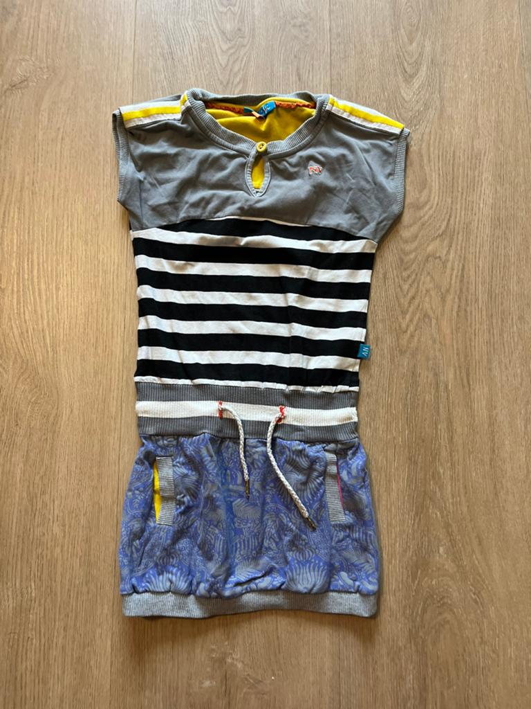 Ninni vi jurk meisie maat 122 / 128 zgan zwart wit blauw, Ophalen of Verzenden, Zo goed als nieuw, Meisje, Jurk of Rok