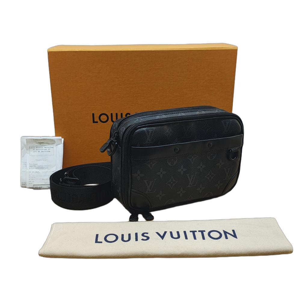 Louis Vuitton M46955 Alpha Messenger Bag | Nette staat, Louis Vuitton, Zo goed als nieuw, Support@louisvuitton.com, 2 Rue du Pont Neuf
75001 Paris
France