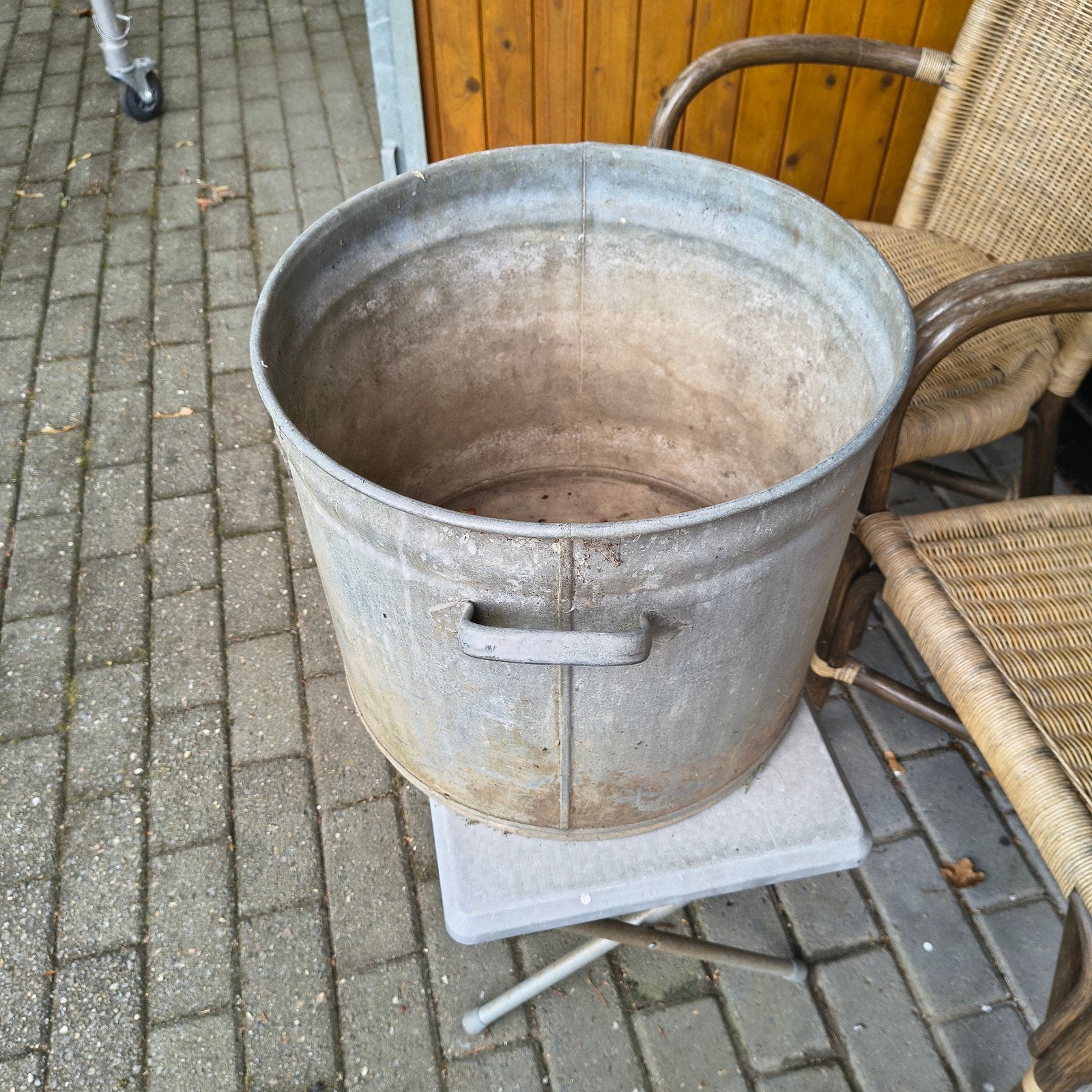Grote vintage zinken teil/badkuip, Ophalen