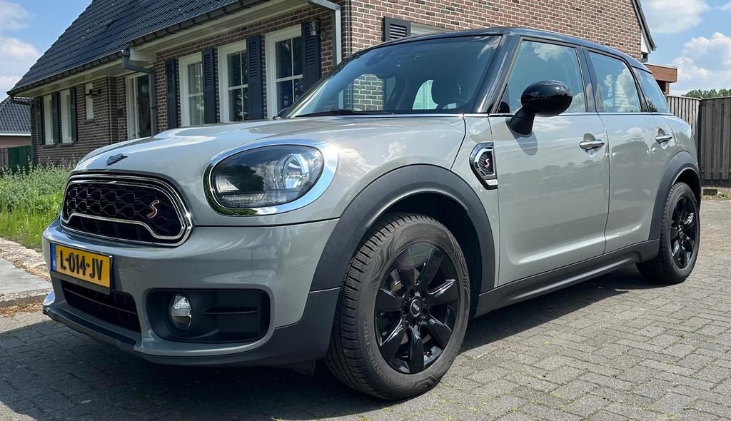 Zeer mooie en complete Mini Countryman 1.5 102pk 2018 Grijs, Auto's, Voorwielaandrijving, Stof, Countryman, USB
