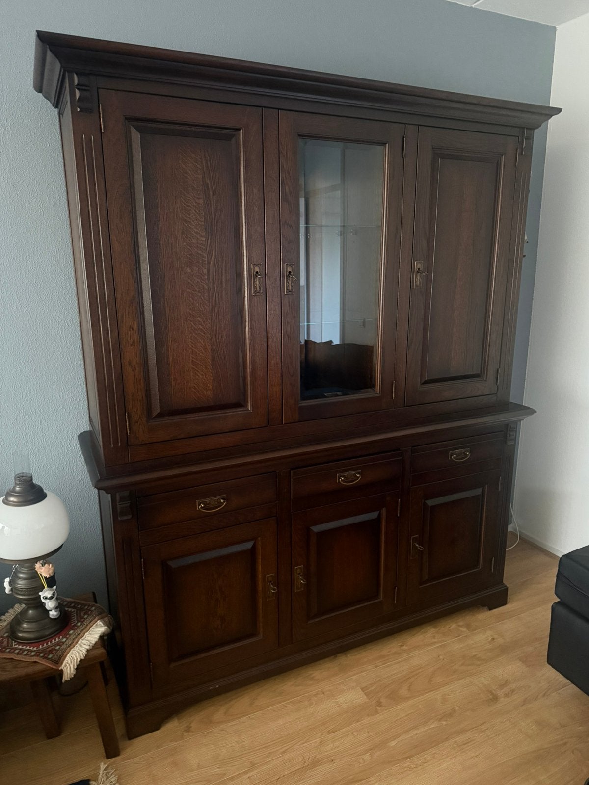 Donker eiken kast woonkamer, Ophalen, Met deur(en), 200 cm of meer, 150 tot 200 cm