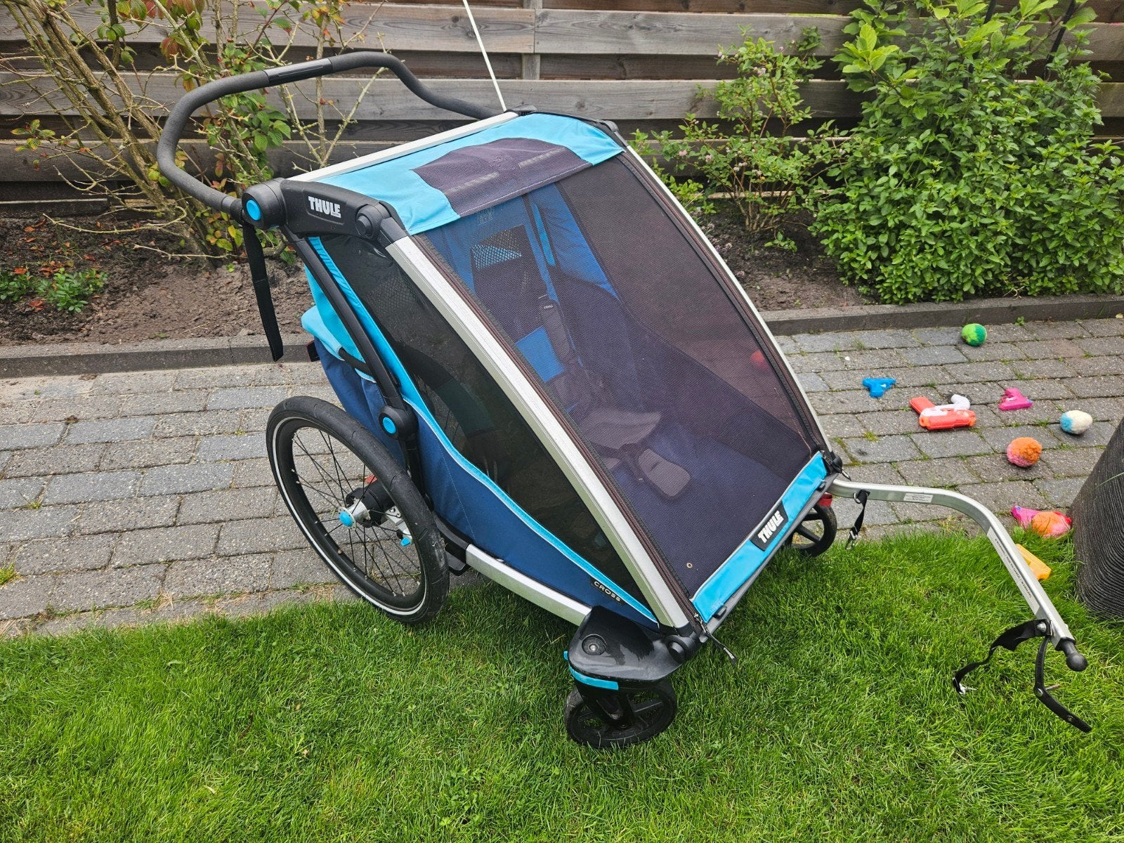 Thule Chariot Cross 2 Fietskar - incl. Accessoires, Fietsen en Brommers, Fietsaccessoires | Aanhangers en Karren, Ophalen, Gebruikt