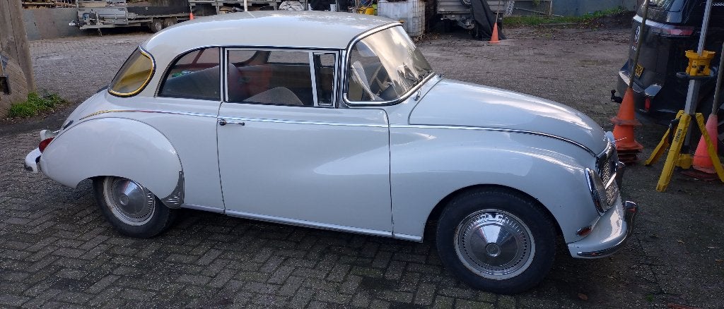 Auto Union dkw  1963, 1160 kg, 40 pk, 4 stoelen, Wit