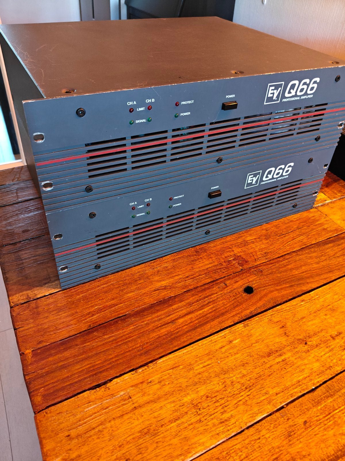 Electro Voice Q66 Professionele Versterker (dynacord s1200), Audio, Tv en Foto, Overige merken, Ophalen of Verzenden, 120 watt of meer