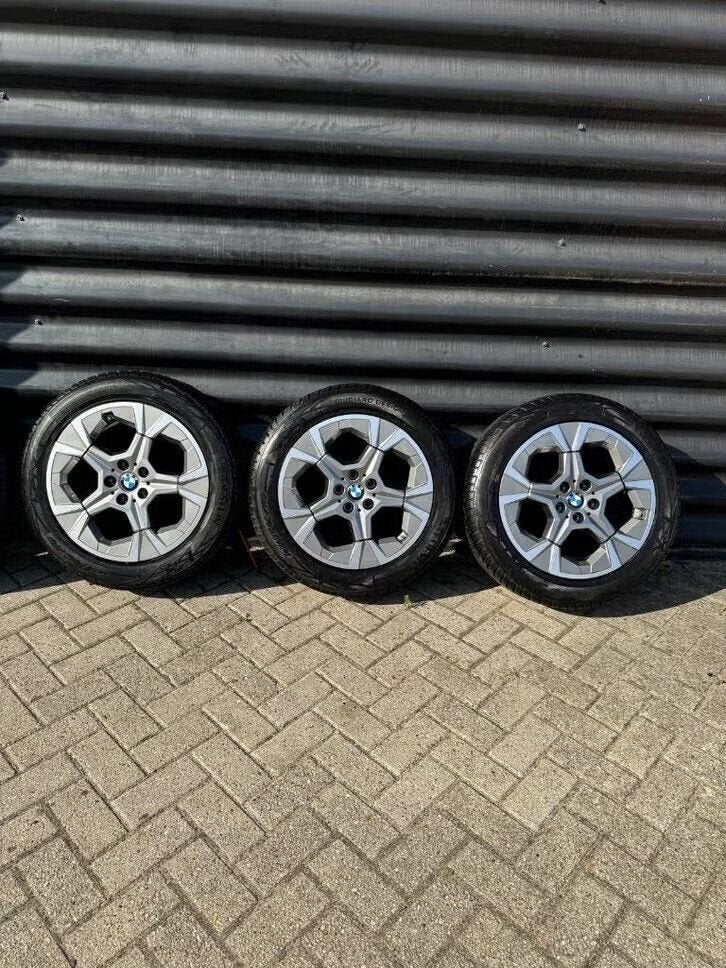 18” Orig BMW X1 iX1 U11 X2 iX2 U10 866 velgen winterbanden, Ophalen, 18 inch, Gebruikt, Banden en Velgen