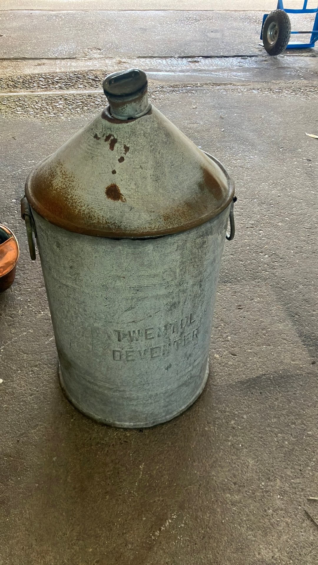 Brocante Zinken vat smeeroliefabriek twentol Deventer, Antiek en Kunst, Curiosa en Brocante, Ophalen