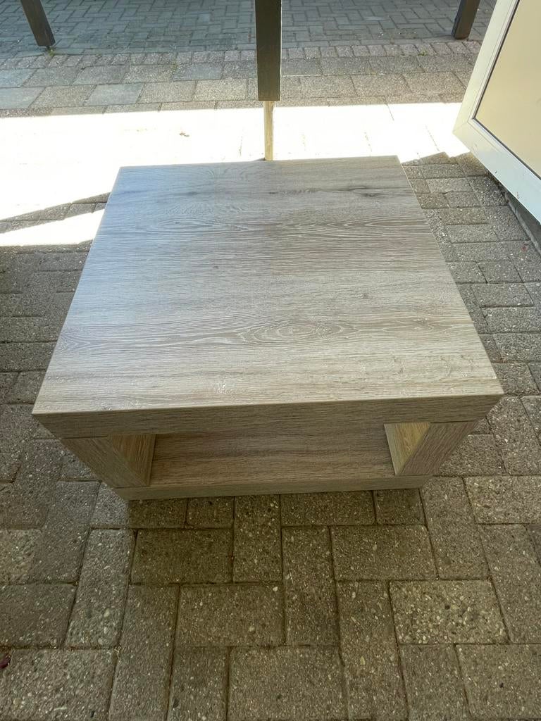 Ser tafels (eet en salon), Ophalen