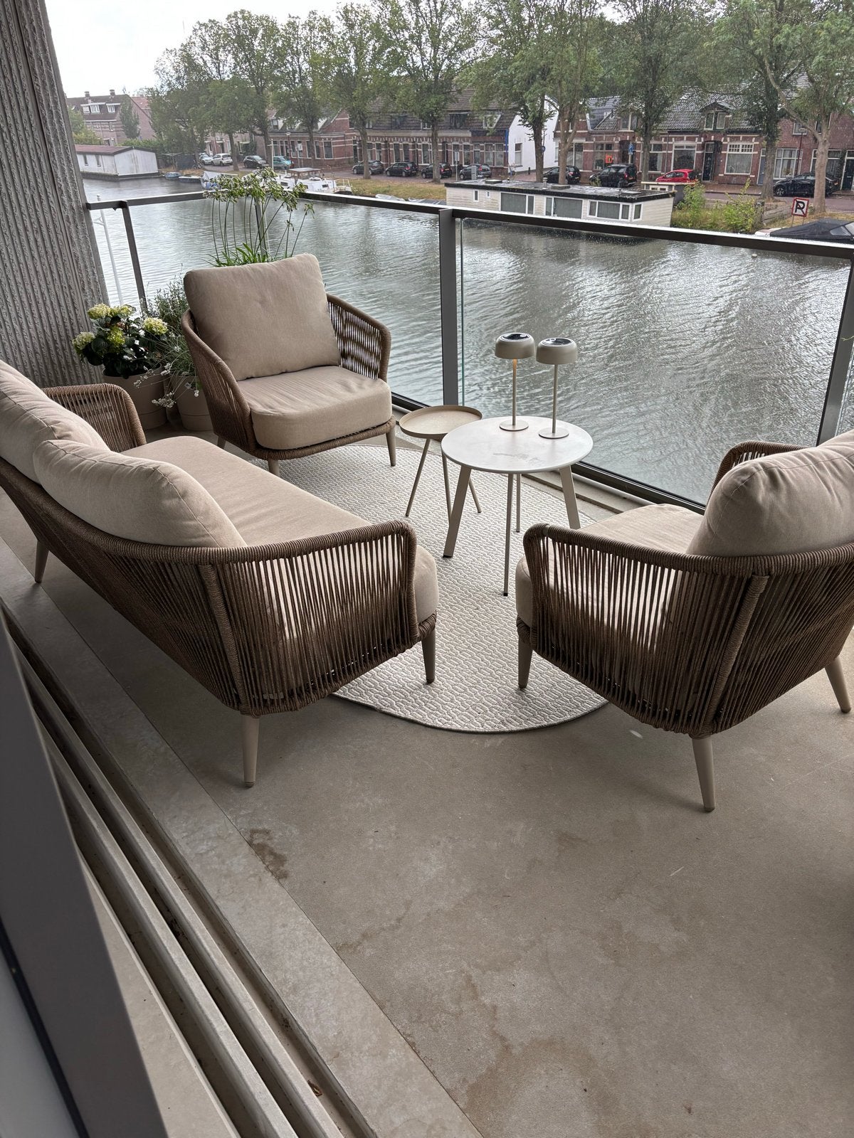 Luxe loungeset met 2 stoelen en 1 bank - Zo goed als nieuw, Tuin en Terras, Tuinsets en Loungesets, Ophalen, Zo goed als nieuw