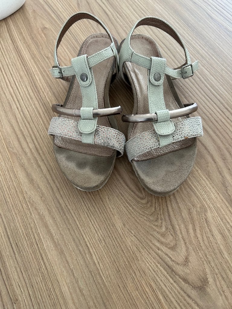 Comfortable sandalen maat 39, Ophalen of Verzenden, Gedragen, Sandalen of Muiltjes