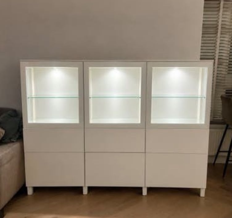 IKEA Besta kast met glasplaat en verlichting € 250,00, Ophalen, Zo goed als nieuw, 25 tot 50 cm, 150 tot 200 cm