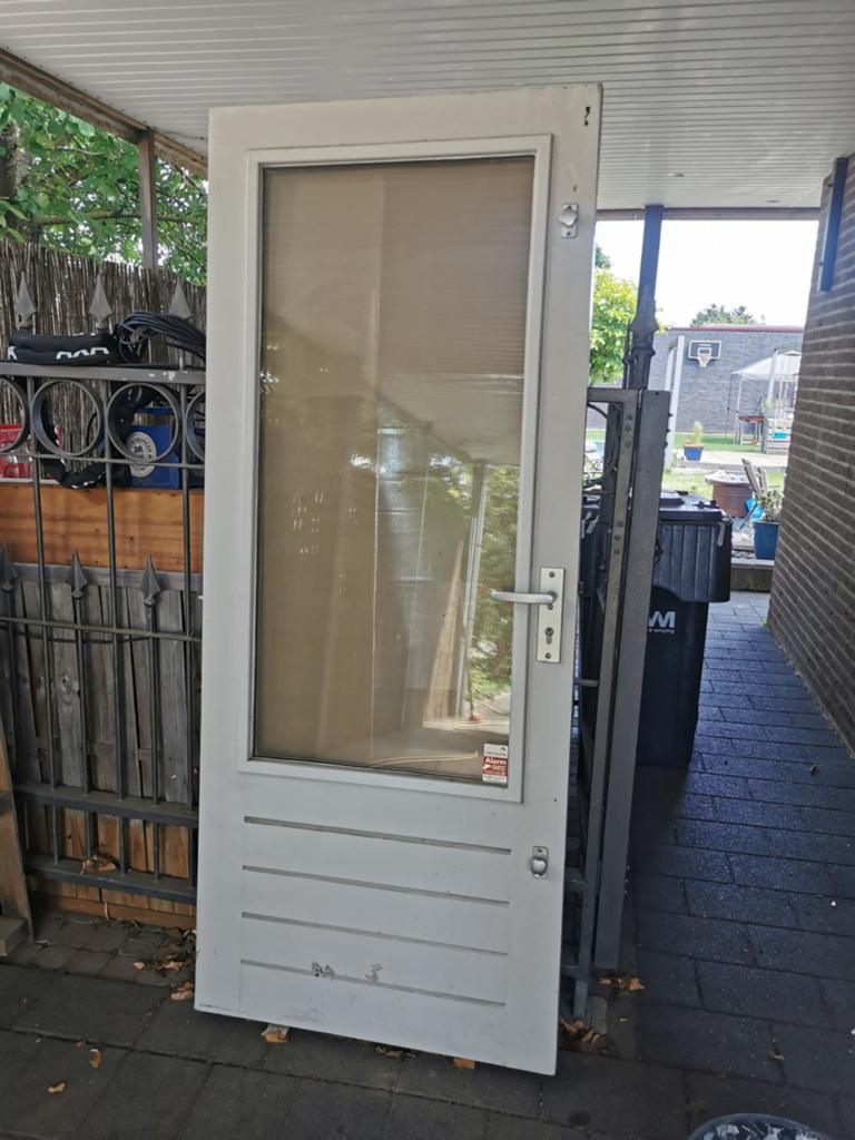 Gratis hardhouten buitendeur, Gebruikt, Deurkozijn, 150 tot 225 cm, Hout