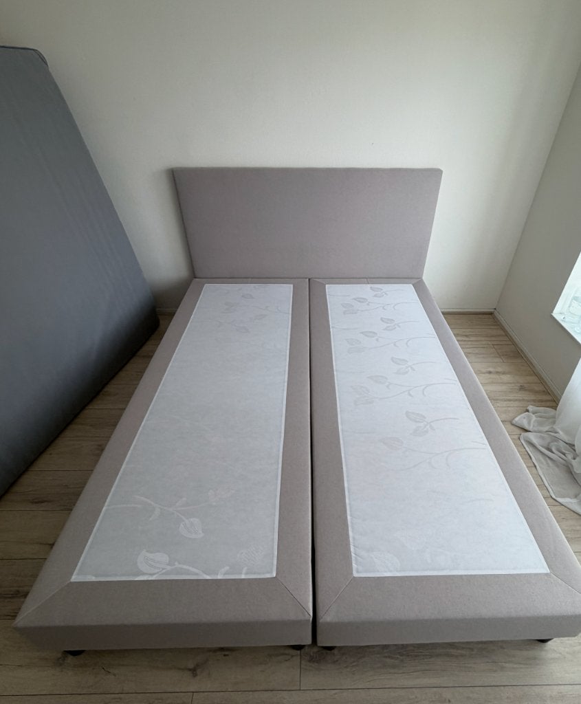 Boxspring - 160x200 (BeterBed) + IKEA VESTERÖY matras, Ophalen, Beige, Tweepersoons, Zo goed als nieuw