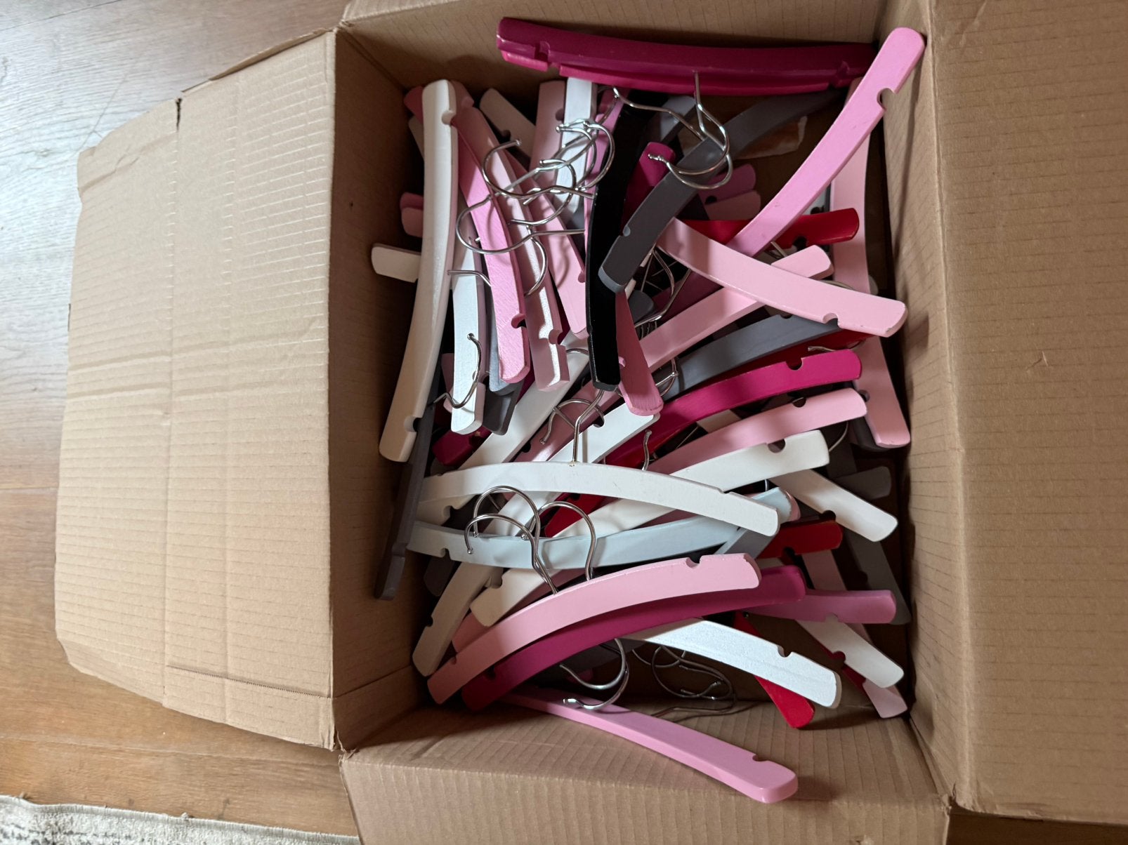 Baby/kinder hangers, Ophalen, Zo goed als nieuw, Hout, Kinderen