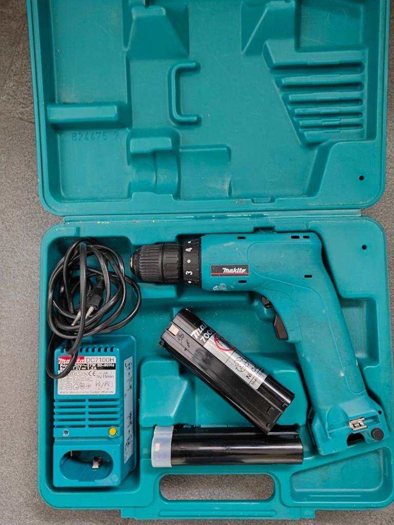 Makita boormachine, Doe-het-zelf en Verbouw, Gereedschap | Boormachines, Ophalen of Verzenden, Boormachine