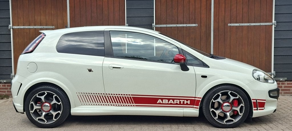 Fiat Punto Evo 1.4-16V | 160 PK! | Stoere auto | Distributie, Voorwielaandrijving, Stof, Gebruikt, 4 cilinders