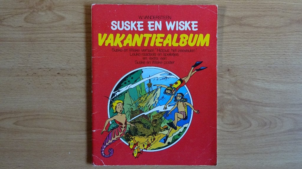 Suske en Wiske Vakantiealbum 1977 + poster, Boeken, Eén stripboek, Ophalen of Verzenden, Gelezen