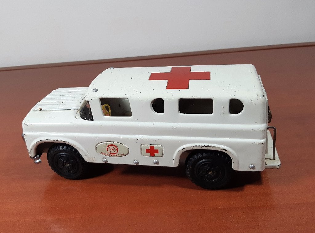 Vintage blikken ambulance, Ophalen of Verzenden