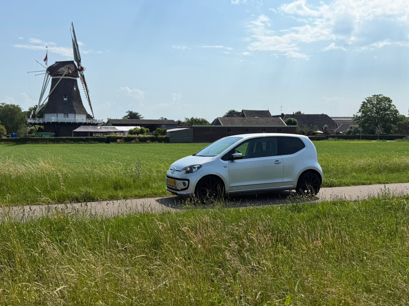 Volkswagen up! 1.0 55KW/75PK 3-DRS 2012 Grijs, Auto's, 74 pk, 4 stoelen, Handgeschakeld, Particulier