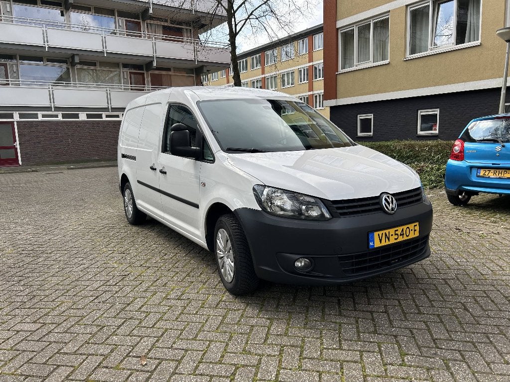 Volkswagen Caddy Maxi 1.6 D - 2015 - 115.000KM - Trekhaak, Voorwielaandrijving, Euro 5, Stof, Zwart