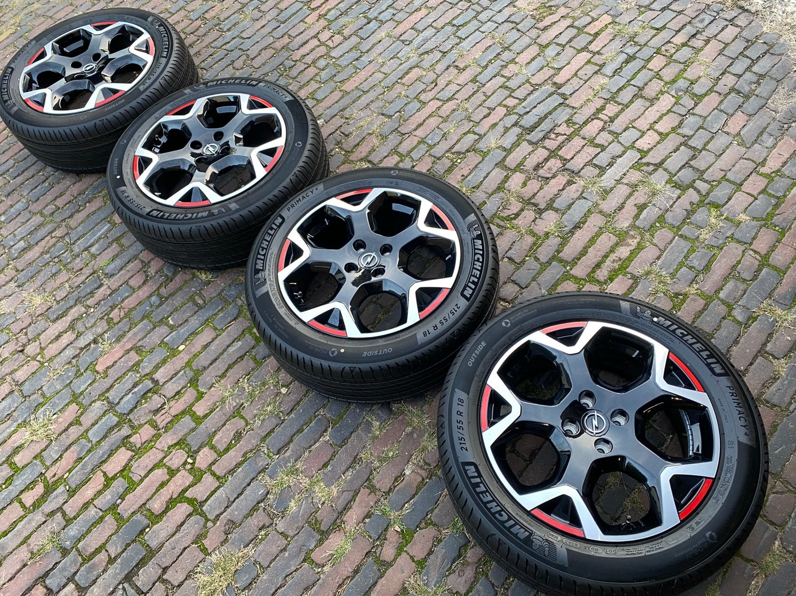 Als Nw. 18” Opel Mokka velgen + goede Michelin zomerbanden, 18 inch, 215 mm, Banden en Velgen, Nieuw