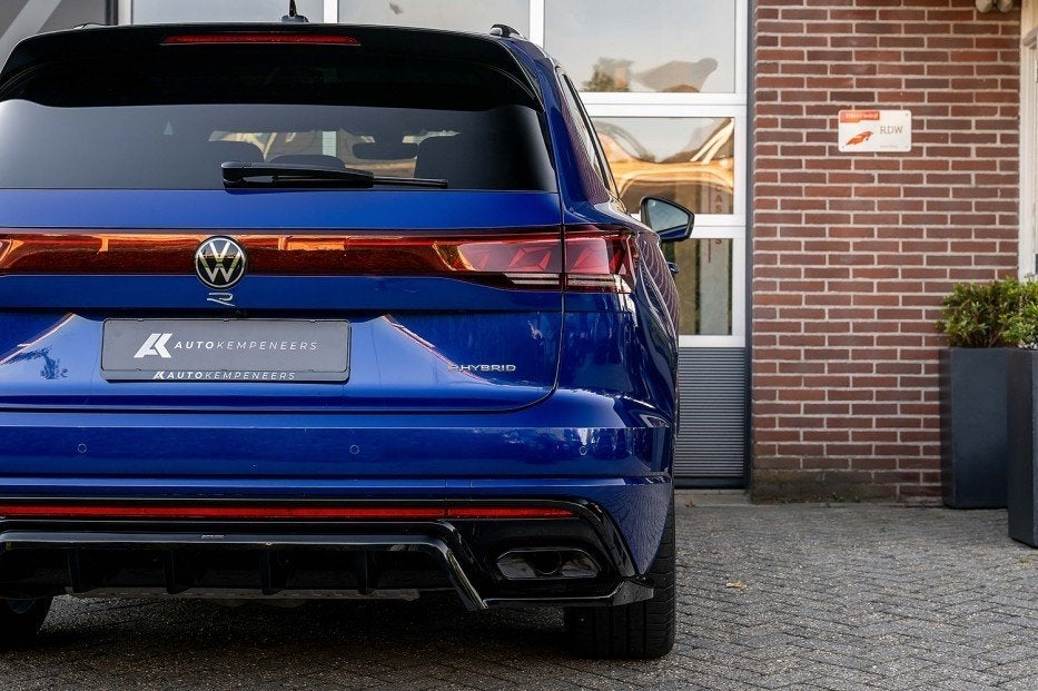Volkswagen Touareg R eHybrid 4Motion | Panorama | Luchtverin, Auto's, Volkswagen, Gebruikt, 2995 cc, 462 pk, Blauw