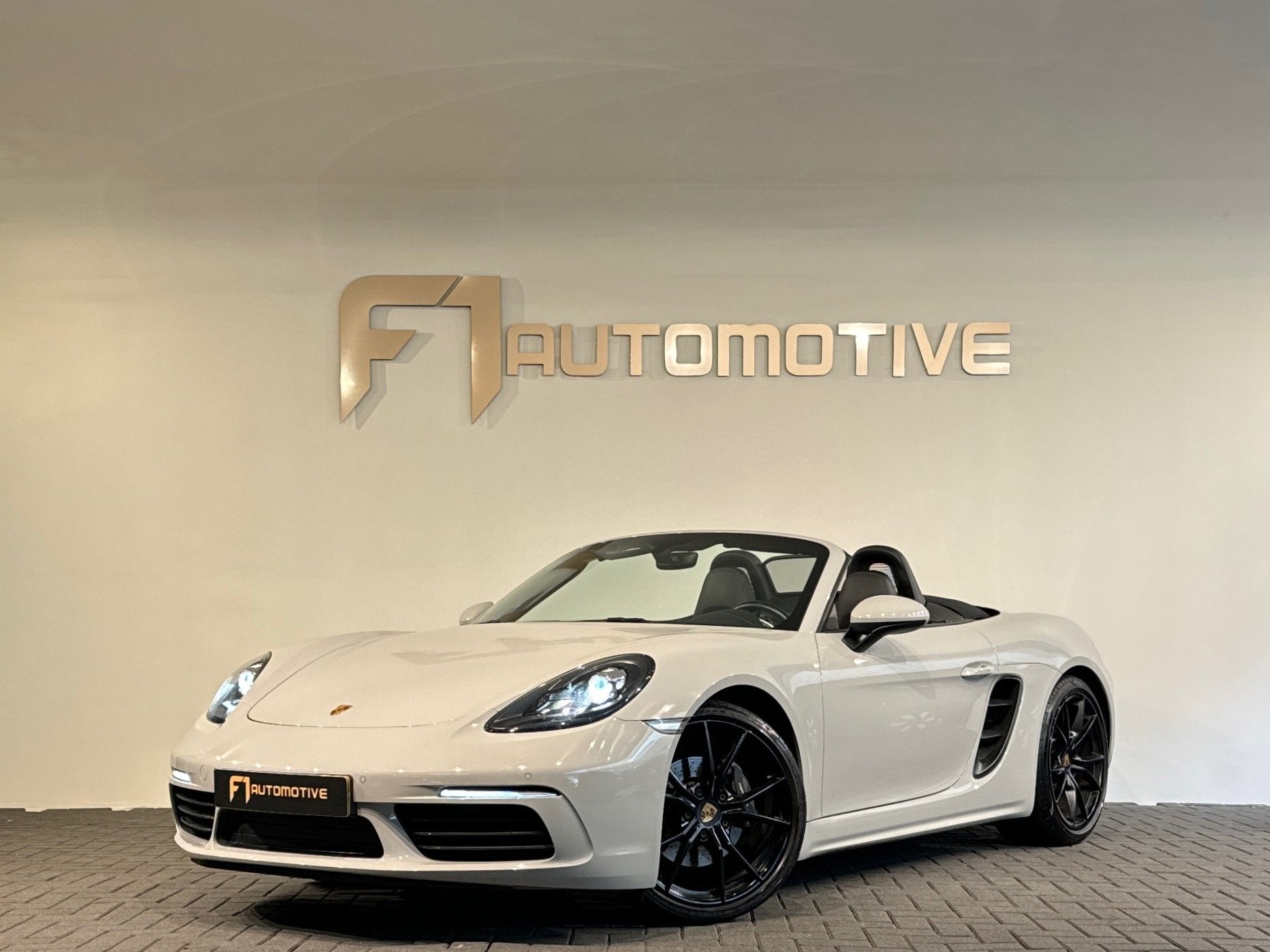 Porsche 718 Boxster 2.0 T Memory|CarPlay|Sportuitlaat|Krijt, Auto's, Porsche, Automaat, Gebruikt, 4 cilinders, Cabriolet