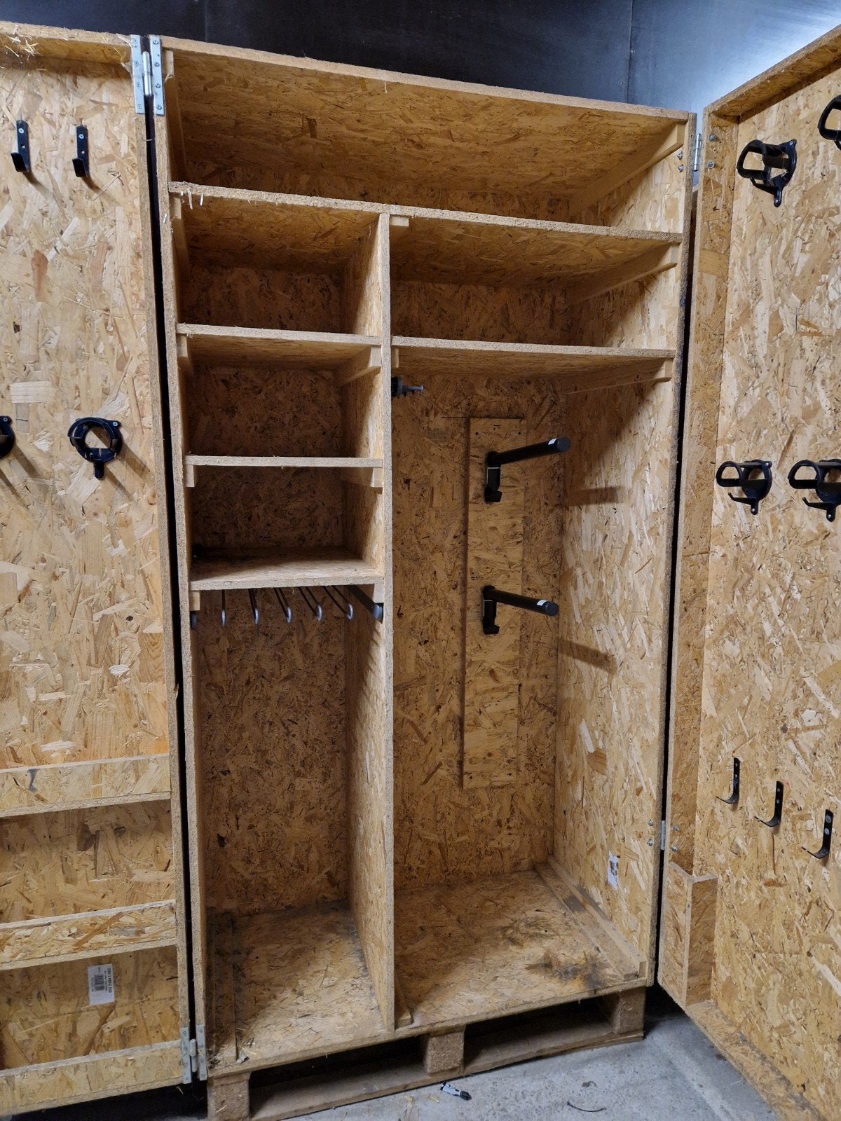 Grote houten zadelkasten, Ophalen, Gebruikt
