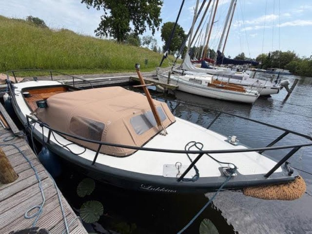 Stalen vlet. Hout afgewerkt, Watersport en Boten, Overige merken, Gebruikt, Staal, Diesel