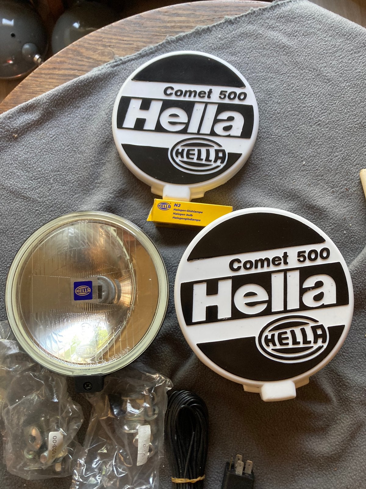 Oldtimer 1 Hella set comet 500 verstralers met covers, Auto-onderdelen, Verlichting, Ophalen of Verzenden, Nieuw