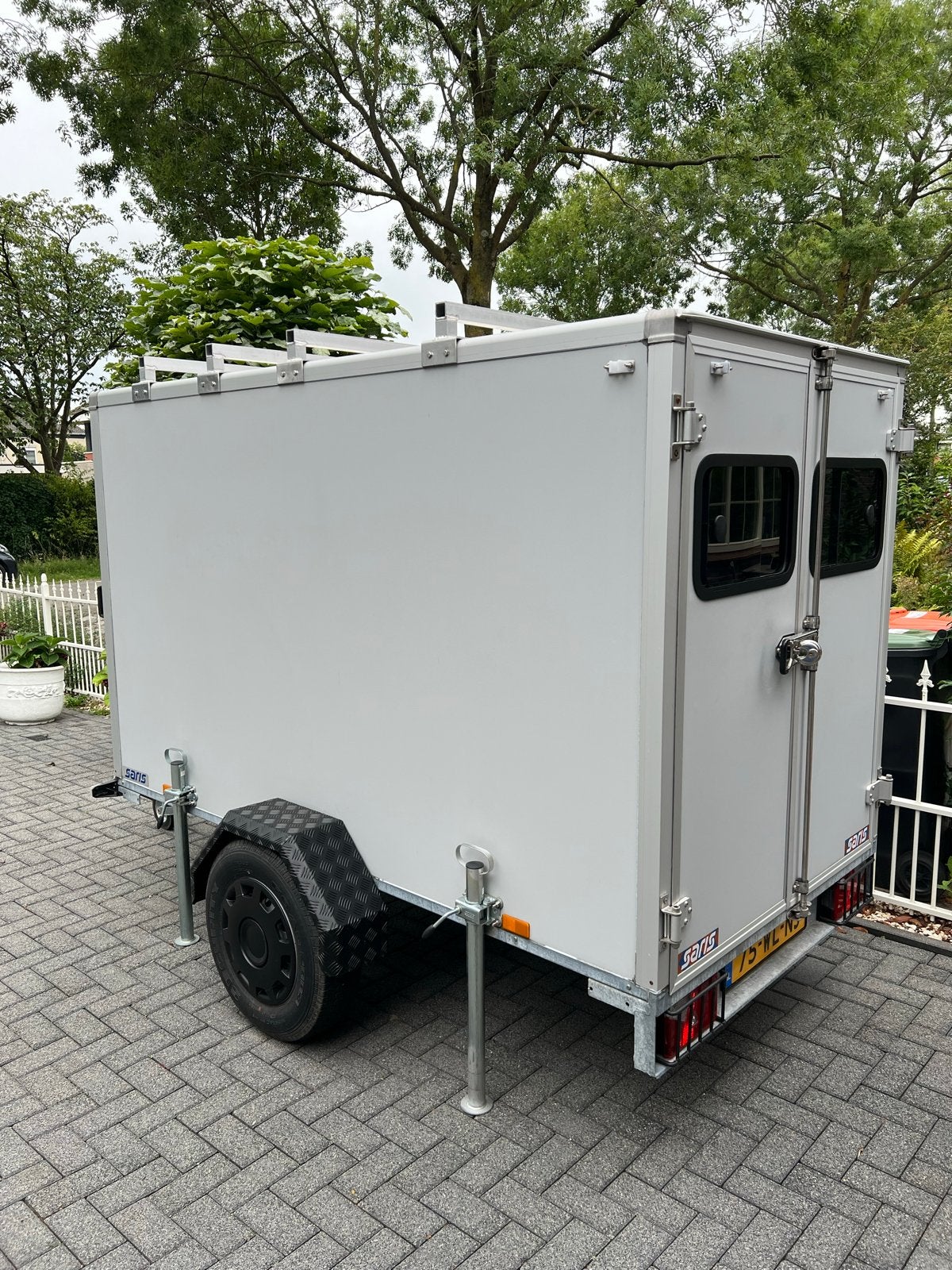 Saris B1300 Aanhangwagen in nieuwstaat, Auto diversen, Aanhangers en Bagagewagens, Ophalen, Zo goed als nieuw