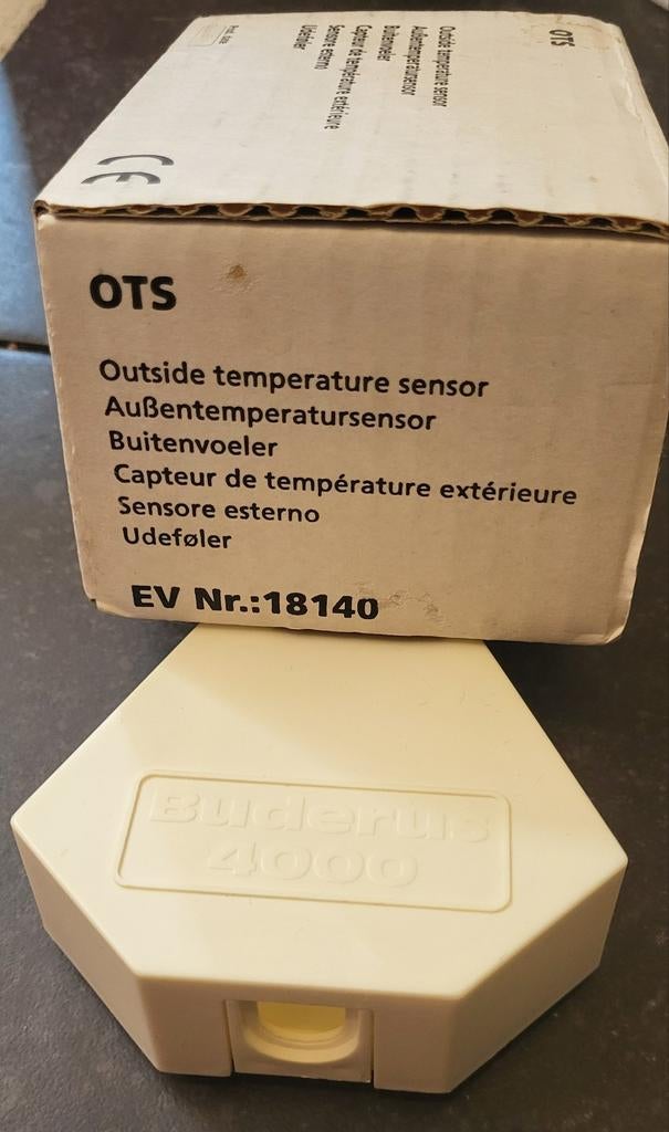 Buderus Buitensensor (Ook voor Nefit ModuLine 400 / AM10), Ophalen of Verzenden, Minder dan 60 cm, Cv-ketel of Combi-ketel, Minder dan 30 cm