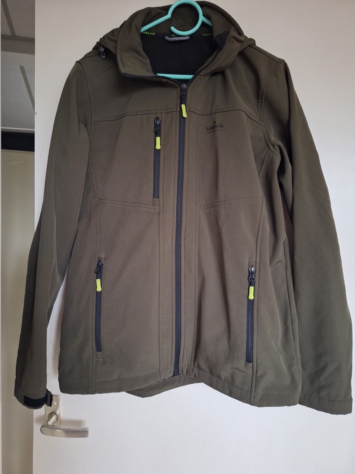 Kjelvik Softshell Jas Maat M - Zo goed als nieuw, Maat 48/50 (M), Kjelvik, Ophalen of Verzenden, Zo goed als nieuw