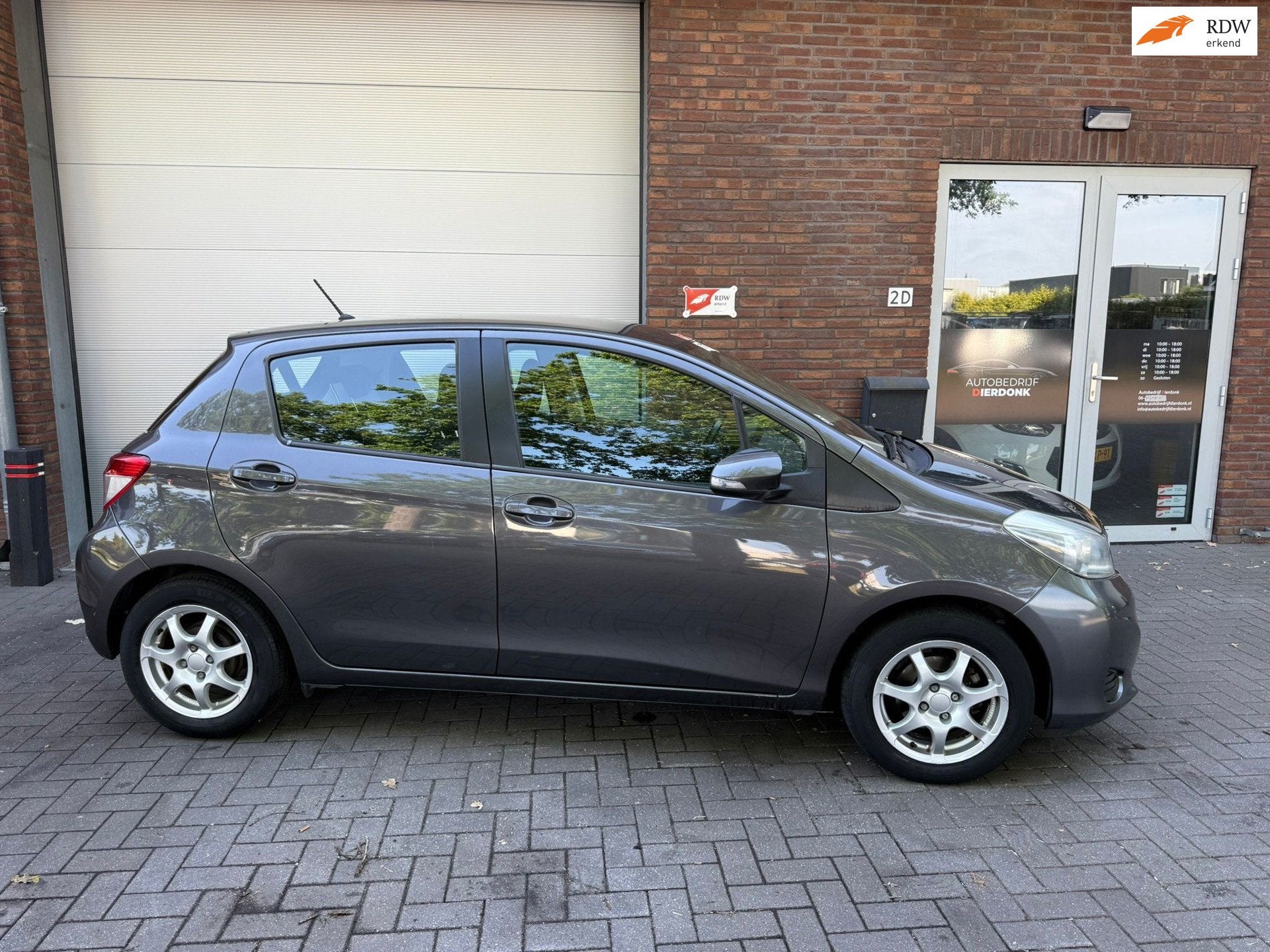 Toyota Yaris 1.0 VVT-i Access|AIRCO|NIEUWE APK|LEUKE AUTO, Euro 5, Stof, Traction-control, Bedrijf